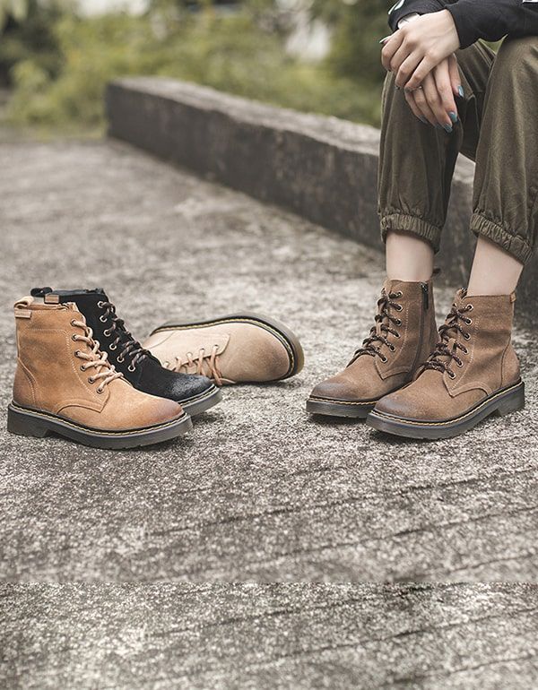 Bottes D'hiver En Daim Dr. Marten Pour Femmes