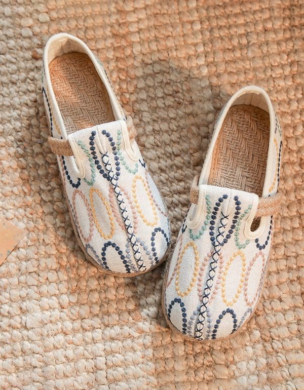 Chaussures De Broderie À La Main À Tête Ronde Pour Femmes