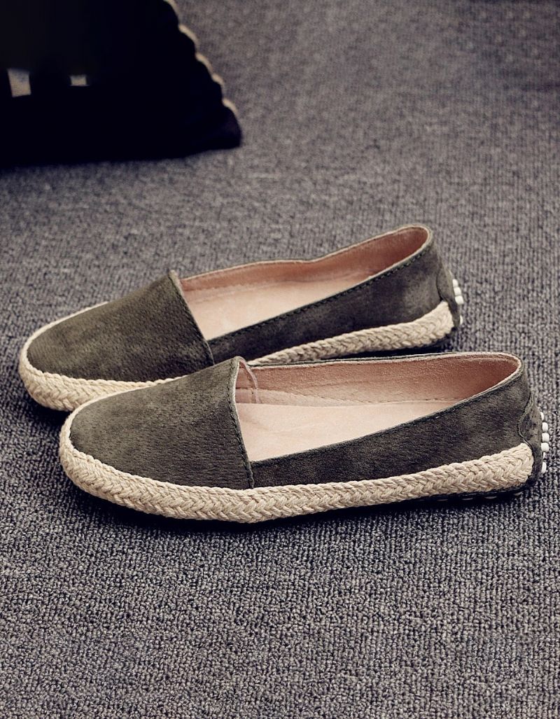 Mocassins Plats Simples Et Confortables Faits À La Main