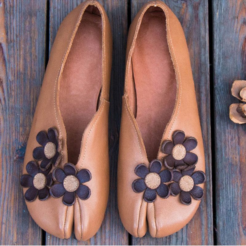 Retro Flowers Feet Split Handmade Flats