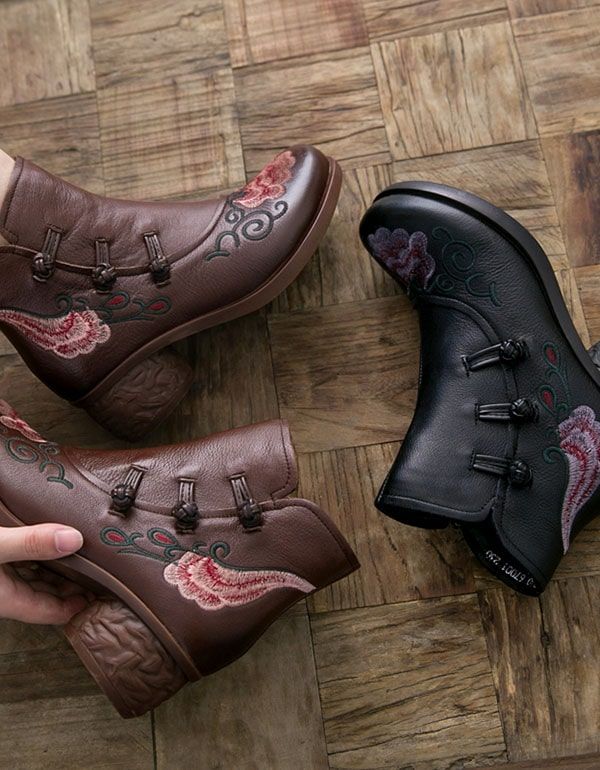 Bottes En Cuir Rétro Brodées À La Main Talons Épais