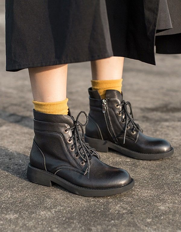 Bottes Doc Marten En Cuir Lisse D'automne Et D'hiver